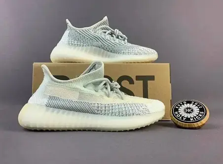 Adidas Yeezy 350 Sneakers · 27 variantes