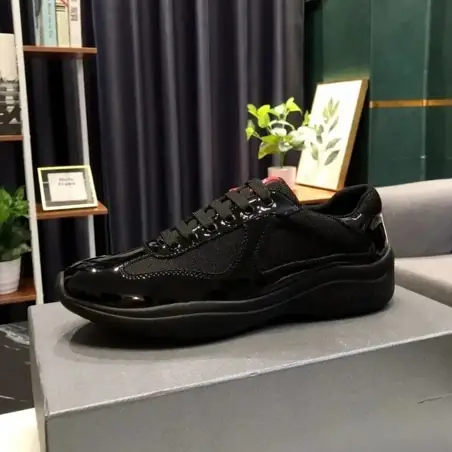 Prada/Adidas Samba Shoes · 31 variantes