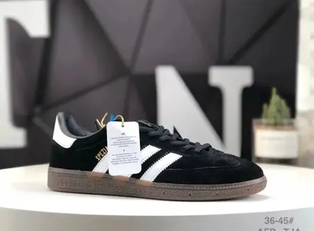 Spezial shoes · 23 variantes