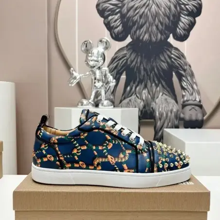 Christian Louboutin Chunky Sneakers · 24 variantes