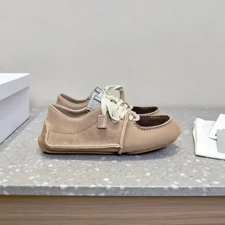 Dior Chunky Sneakers · 10 variantes