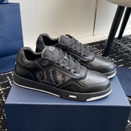 Dior Chunky Sneakers · 13 variantes