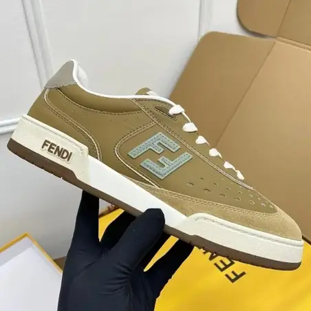 Fendi Chunky Sneakers · 6 variantes