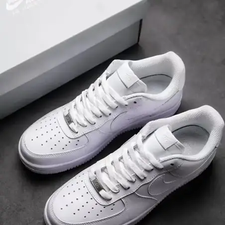 Nike Air Force 1 Sneakers