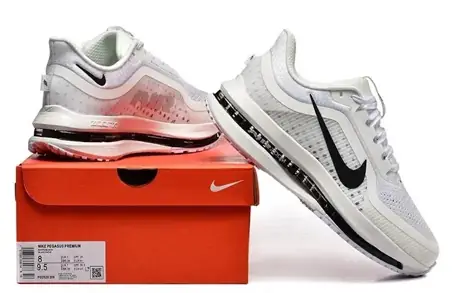 Nike Air Zoom Pegasus Premium Sneakers