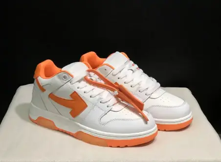 Off-White Shoes · 30 variantes